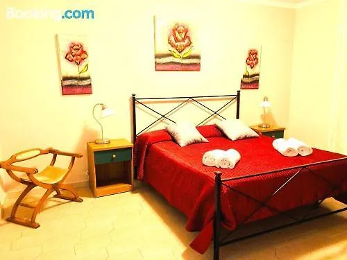 לינה וארוחת בוקר A Casa Simpatia Centro *
